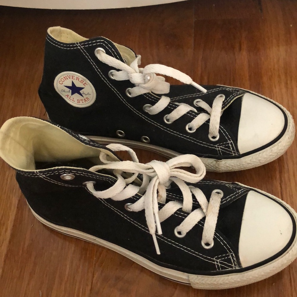 MAKE AN OFFER: Kids size 3 black high top converse